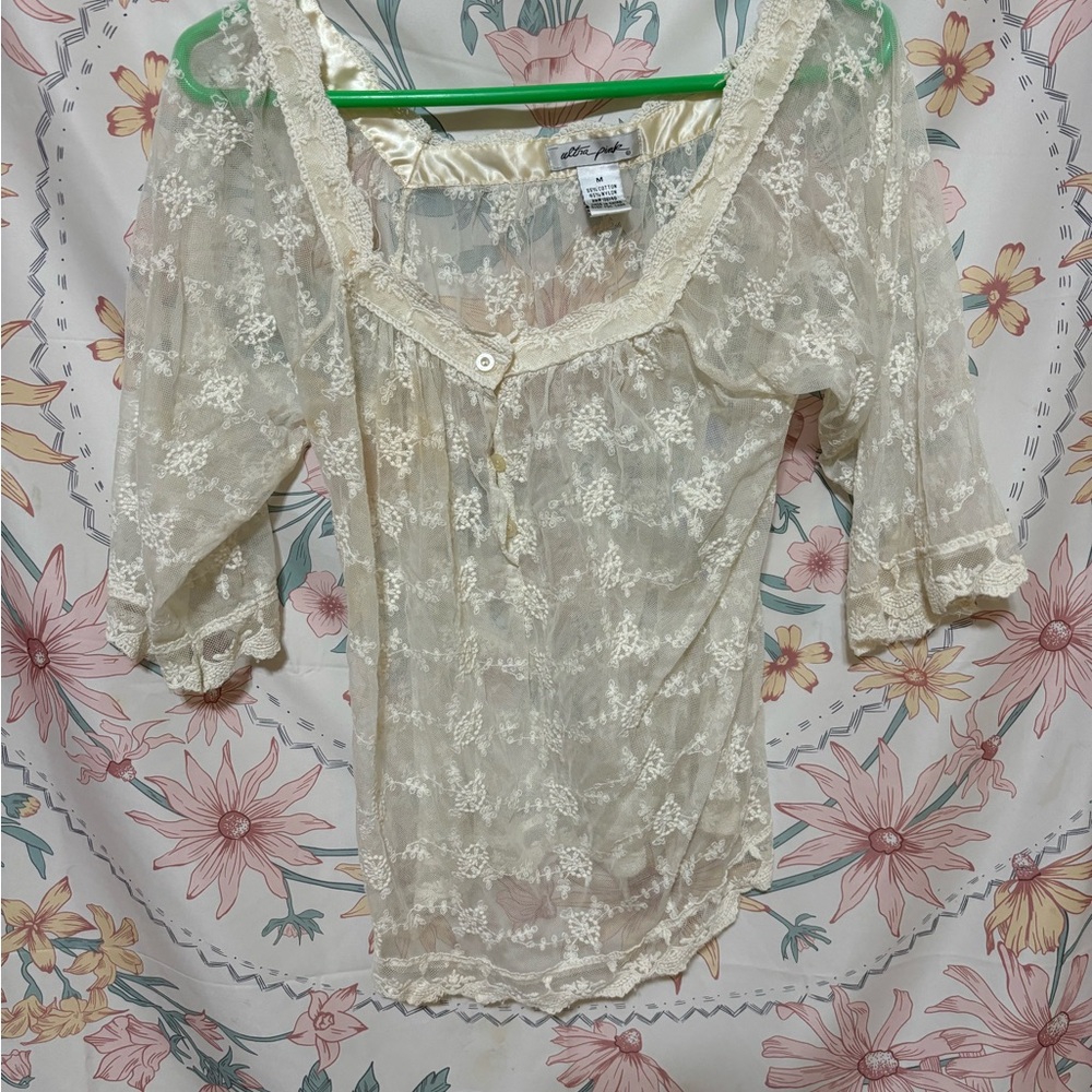 Ultra pink Lace Cream Women's Top M